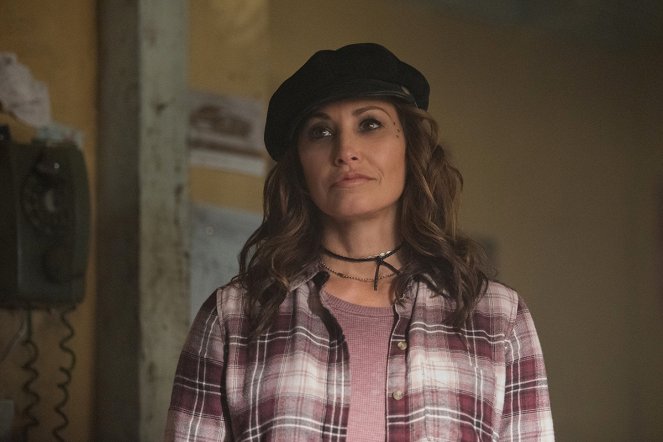 Riverdale - Chapter Forty-Three: Outbreak - Photos - Gina Gershon