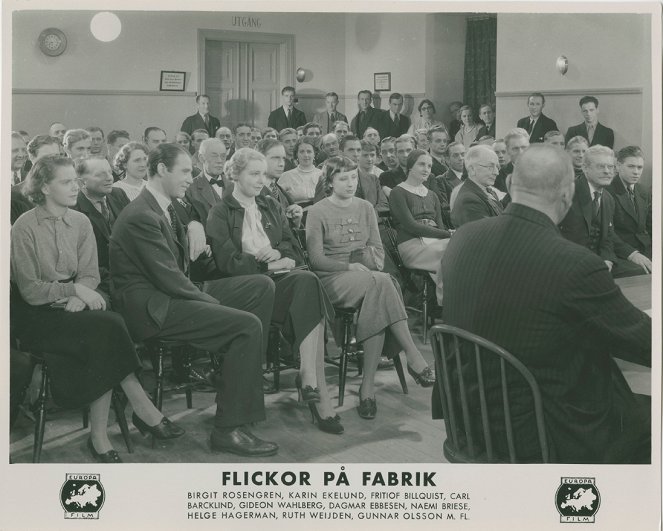 Flickor på fabrik - Vitrinfotók