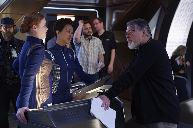 Star Trek: Discovery - New Eden - Dreharbeiten - Mary Wiseman, Sonequa Martin-Green, Jonathan Frakes