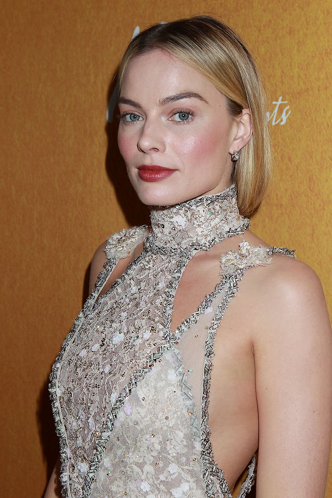 Mary Queen of Scots - Events - New York Premiere of Mary Queen of Scots on December 4, 2018 - Margot Robbie