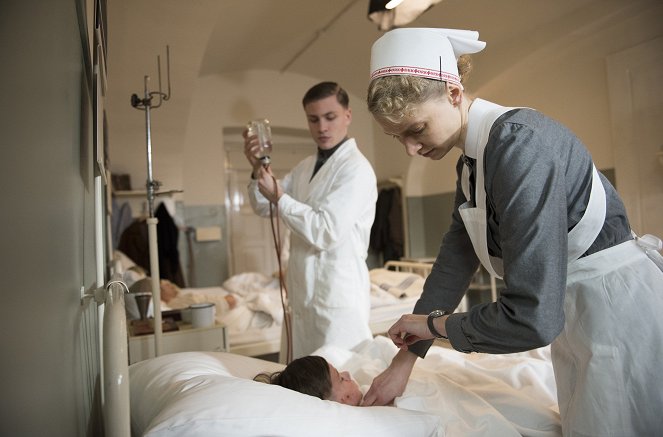 A Charité kórház - Schwere Geburt - Filmfotók