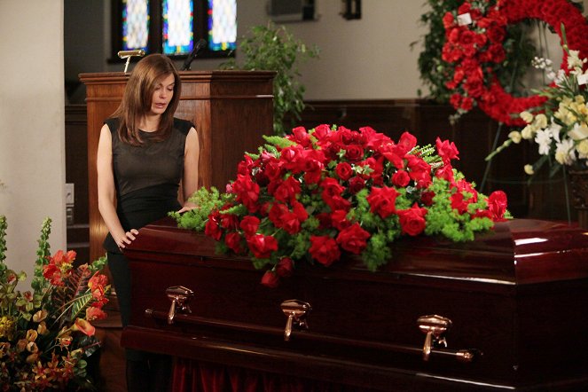 Gotowe na wszystko - Kobiety i pogrzeb - Z filmu - Teri Hatcher