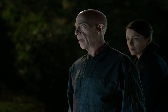 Counterpart - No Strings Attached - Filmfotos - J.K. Simmons, Olivia Williams
