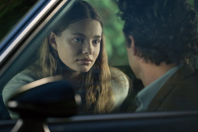 The Truth About the Harry Quebert Affair - The Fourth of July - Van film - Kristine Froseth