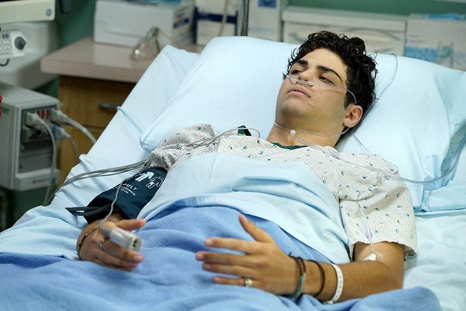 The Fosters - Insult To Injury - Z filmu - Noah Centineo