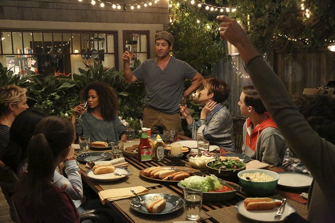 The Fosters - The Long Haul - Photos - Sherri Saum, Rob Morrow, Annie Potts, Hayden Byerly