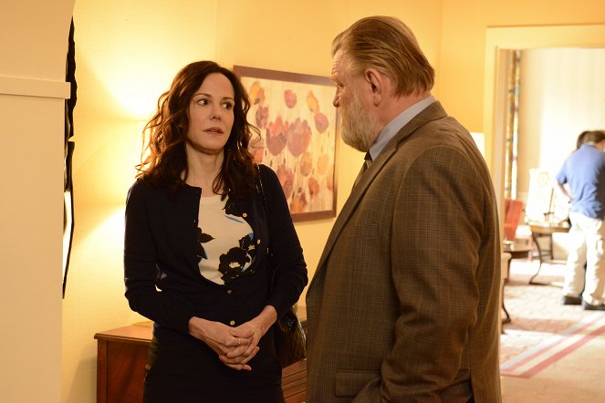 Mr. Mercedes - The Suicide Hour - Z filmu - Mary-Louise Parker, Brendan Gleeson