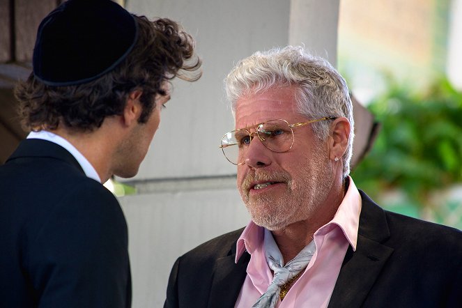 StartUp - První vlaštovky - Z filmu - Ron Perlman