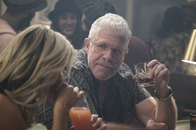 StartUp - Limited Liability - Photos - Ron Perlman