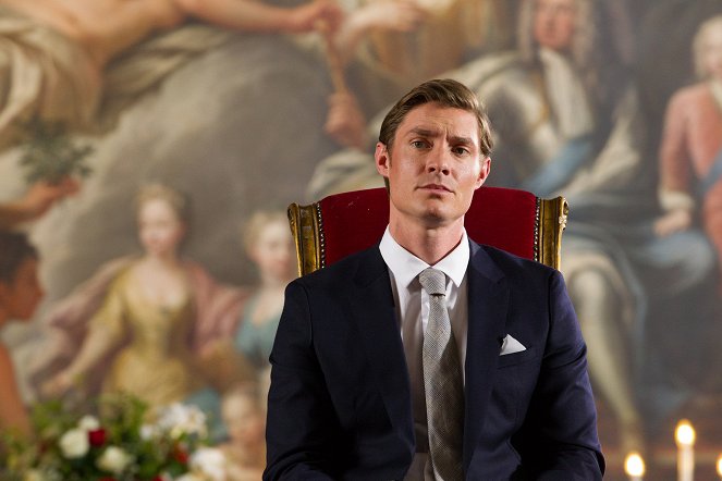 The Royals - Season 3 - Our (Late) Dear Brother's Death - Photos - Max Brown