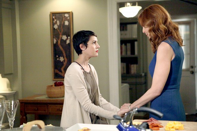 Desperate Housewives - Any Moment - Photos - Ashley Austin Morris, Marcia Cross