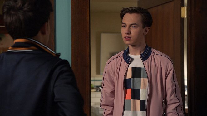 The Fosters - Makeover - Do filme - Hayden Byerly