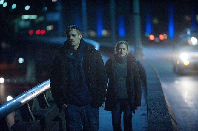 Jälkiä jättämättä - Numb - Kuvat elokuvasta - Joel Kinnaman, Mireille Enos