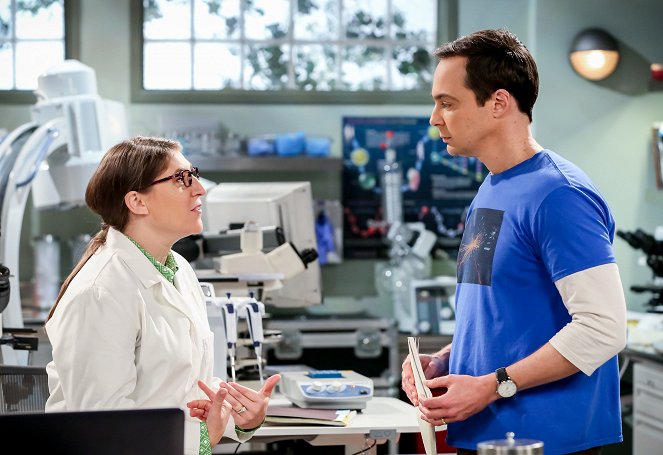 The Big Bang Theory - Season 12 - The Planetarium Collision - Photos - Mayim Bialik, Jim Parsons