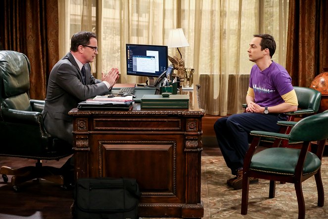 The Big Bang Theory - Season 12 - The Planetarium Collision - Van film - Joshua Malina, Jim Parsons