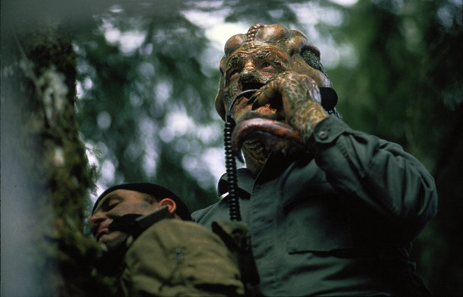 Végtelen határok - Afterlife - Filmfotók - Clancy Brown