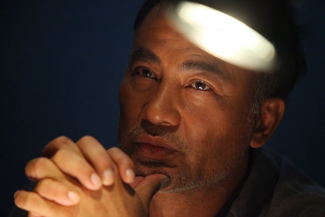 Megérint a sötétség - Filmfotók - Simon Yam