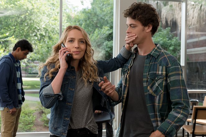 Happy Death Day 2U - Kuvat elokuvasta - Jessica Rothe, Israel Broussard