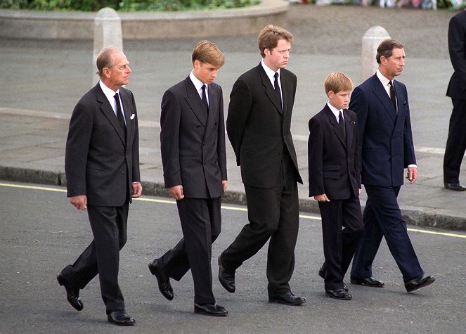 Diana, 7 Days - Filmfotos - Prinz Philip, Herzog von Edinburgh, Wilhelm, Fürst von Wales, Prinz Harry, Herzog von Sussex, König Charles III