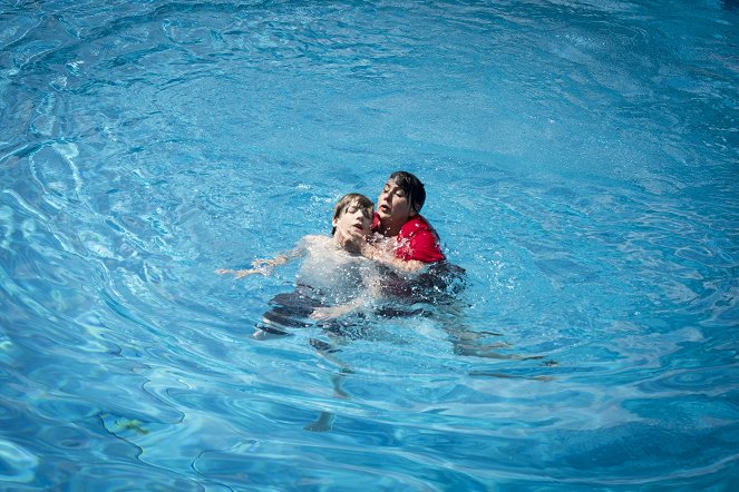 Club der roten Bänder - Das Schwimmbad - Filmfotos - Nick Julius Schuck, Stephanie Kämmer