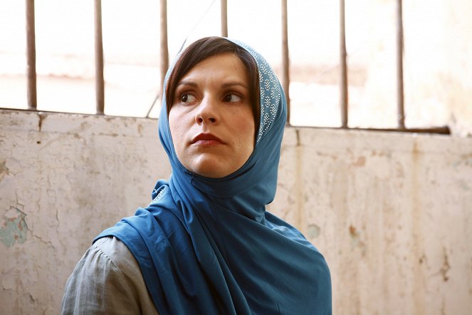 Homeland - Beirut Is Back - Photos - Claire Danes