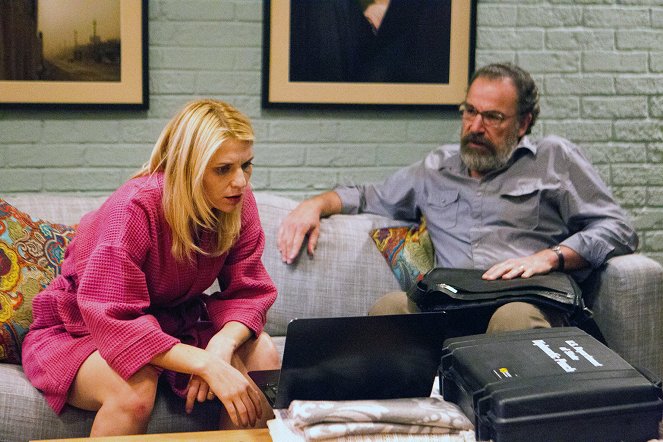 Homeland - State of Independence - Van film - Claire Danes, Mandy Patinkin