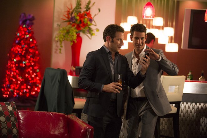 Royal Pains - Season 4 - Off-Season Greetings (Part Two) - Photos - Mark Feuerstein, Michael B. Silver