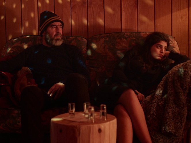 Ulysse & Mona - Filmfotos - Eric Cantona, Manal Issa