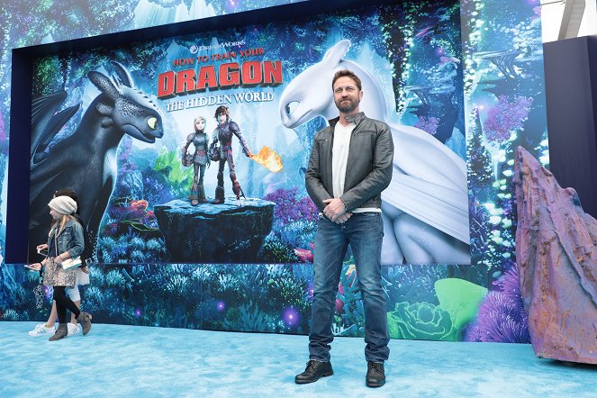 Ako si vycvičiť draka 3 - Z akcií - World premiere of "How to Train Your Dragon: The Hidden World" at the Regency Village Theatre on Saturday, Feb. 9, 2019, in Los Angeles - Gerard Butler