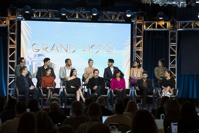 Grand Hotel - Tapahtumista - The cast and executive producers of ABC’s “Grand Hotel” addressed the press at the 2019 TCA Winter Press Tour, at The Langham Huntington, in Pasadena, California - Lincoln Younes, Denyse Tontz, Chris Warren Jr., Roselyn Sanchez, Anne Winters, Demián Bichir, Shalim Ortiz, Wendy Raquel Robinson, Justina Adorno, Bryan Craig, Feliz Ramirez