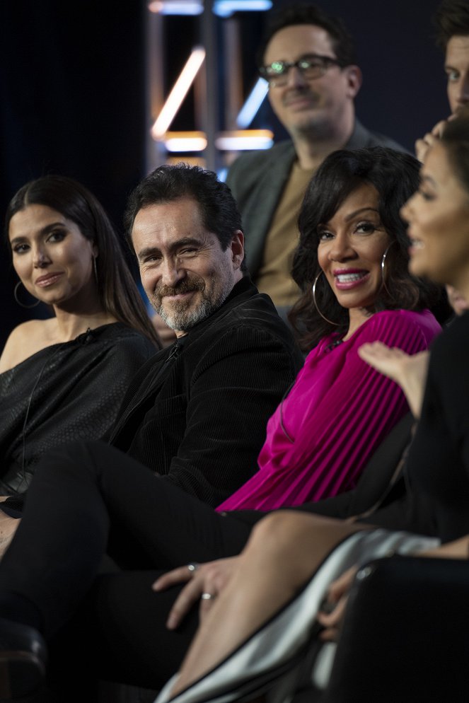 Grand Hotel - Z akcí - The cast and executive producers of ABC’s “Grand Hotel” addressed the press at the 2019 TCA Winter Press Tour, at The Langham Huntington, in Pasadena, California - Demián Bichir