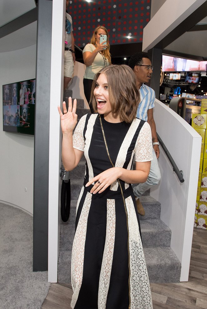 Whiskey Cavalier - Veranstaltungen - The cast and executive producers of ABC’s “Whiskey Cavalier” addressed the press at the 2019 TCA Winter Press Tour, at The Langham Huntington, in Pasadena, California - Lauren Cohan