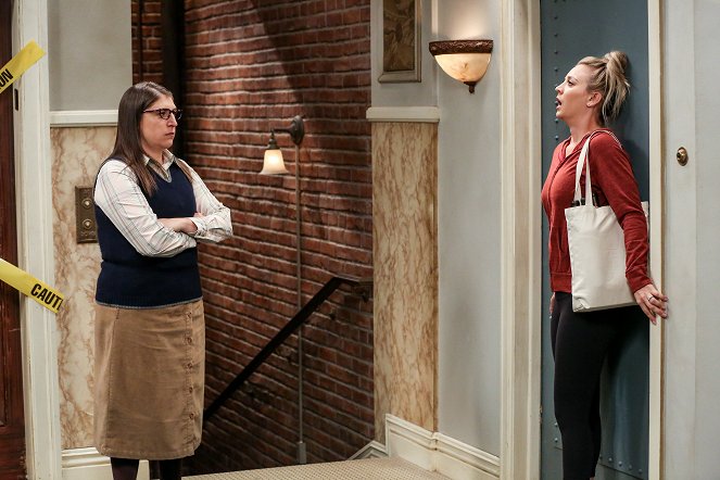 The Big Bang Theory - Season 12 - Die Ablehnungs-Attraktion - Filmfotos - Mayim Bialik, Kaley Cuoco