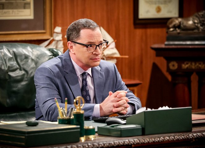 The Big Bang Theory - Season 12 - Die Ablehnungs-Attraktion - Filmfotos - Joshua Malina