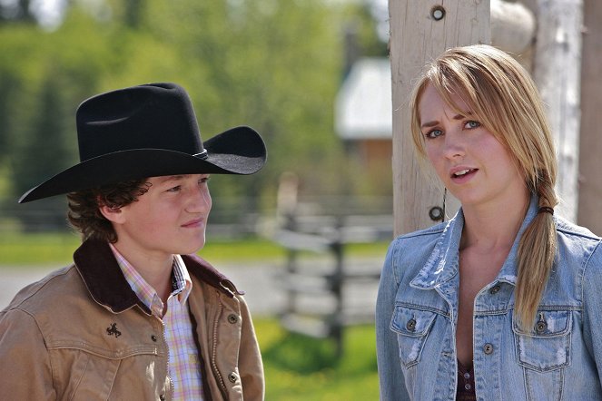 Heartland - Paradies für Pferde - Season 3 - Ein Mann, ein Truck - Filmfotos - Amber Marshall
