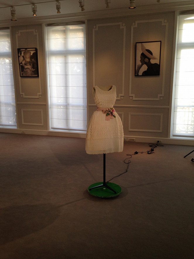 Christian Dior, l'élégance du paradis perdu - De la película