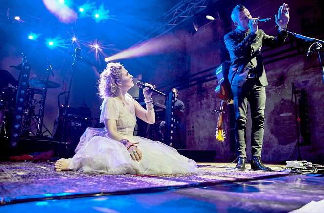 Berlin Live: Clare Bowen - Photos - Clare Bowen