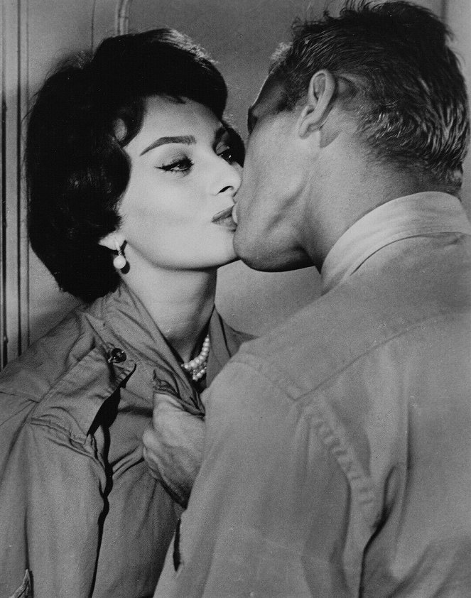 That Kind of Woman - Filmfotos - Sophia Loren, Tab Hunter