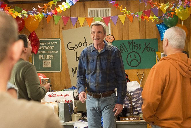 The Middle - The Crying Game - Film - Neil Flynn