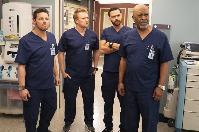 Grey's Anatomy - I Walk The Line - Photos - Justin Chambers, Kevin McKidd, Jesse Williams, James Pickens Jr.