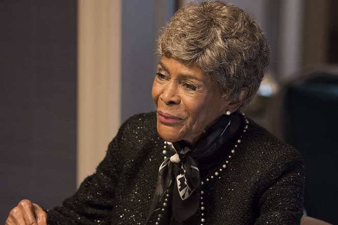 How to Get Away with Murder - Season 5 - Where Are Your Parents? - Photos - Cicely Tyson