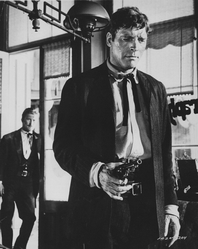 Pojedynek w Corralu O.K. - Z filmu - Burt Lancaster