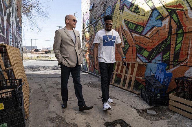 Ballers - Season 4 - The Kids Are Aight - Photos - Rob Corddry, London Brown
