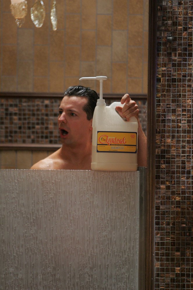 Will & Grace - Season 8 - Bathroom Humor - Photos - Sean Hayes