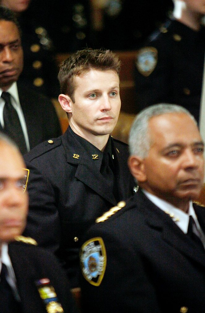 Blue Bloods - Crime Scene New York - Season 1 - Officer Down - Photos