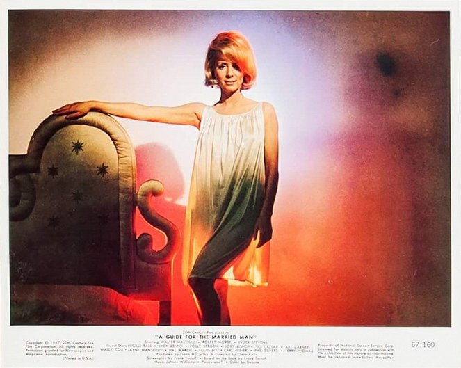 A Guide for the Married Man - Lobby Cards - Inger Stevens