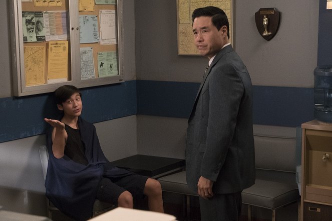 Fresh Off the Boat - Ride the Tiger - Photos - Forrest Wheeler, Randall Park