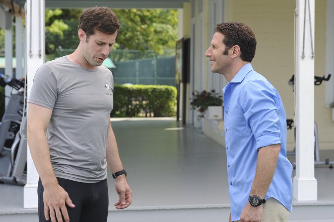 Royal Pains - Chock Full O' Nuts - Photos - Josh Cooke, Mark Feuerstein