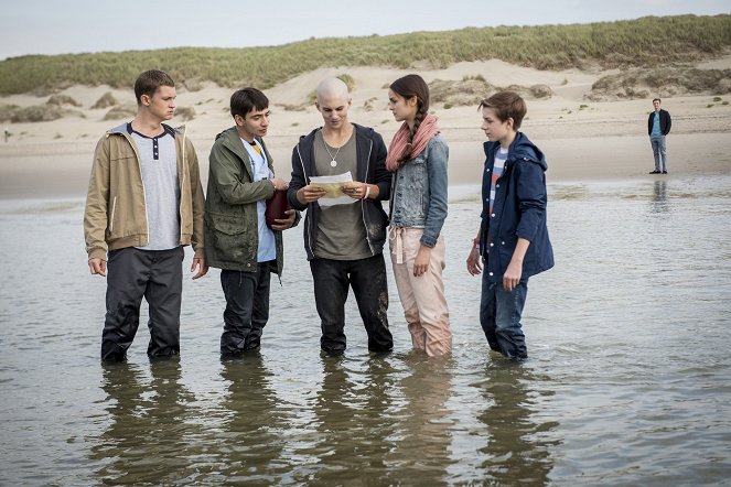 Club der roten Bänder - Die Reise - Filmfotók - Damian Hardung, Ivo Kortlang, Tim Oliver Schultz, Luise Befort, Nick Julius Schuck