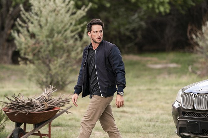 Roswell: New Mexico - Sag nichts - Filmfotos - Michael Trevino